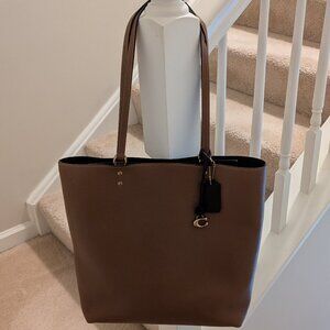 Pre-Loved Coach Plaza Tote